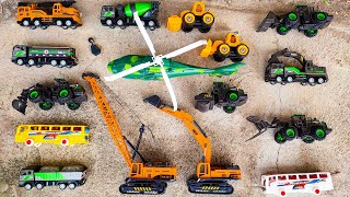 Mengumpulkan Mobil Mainan, Mobil Bus, Excavator, Truk Pasir, Truk Molen, Helikopter, Truk Derek