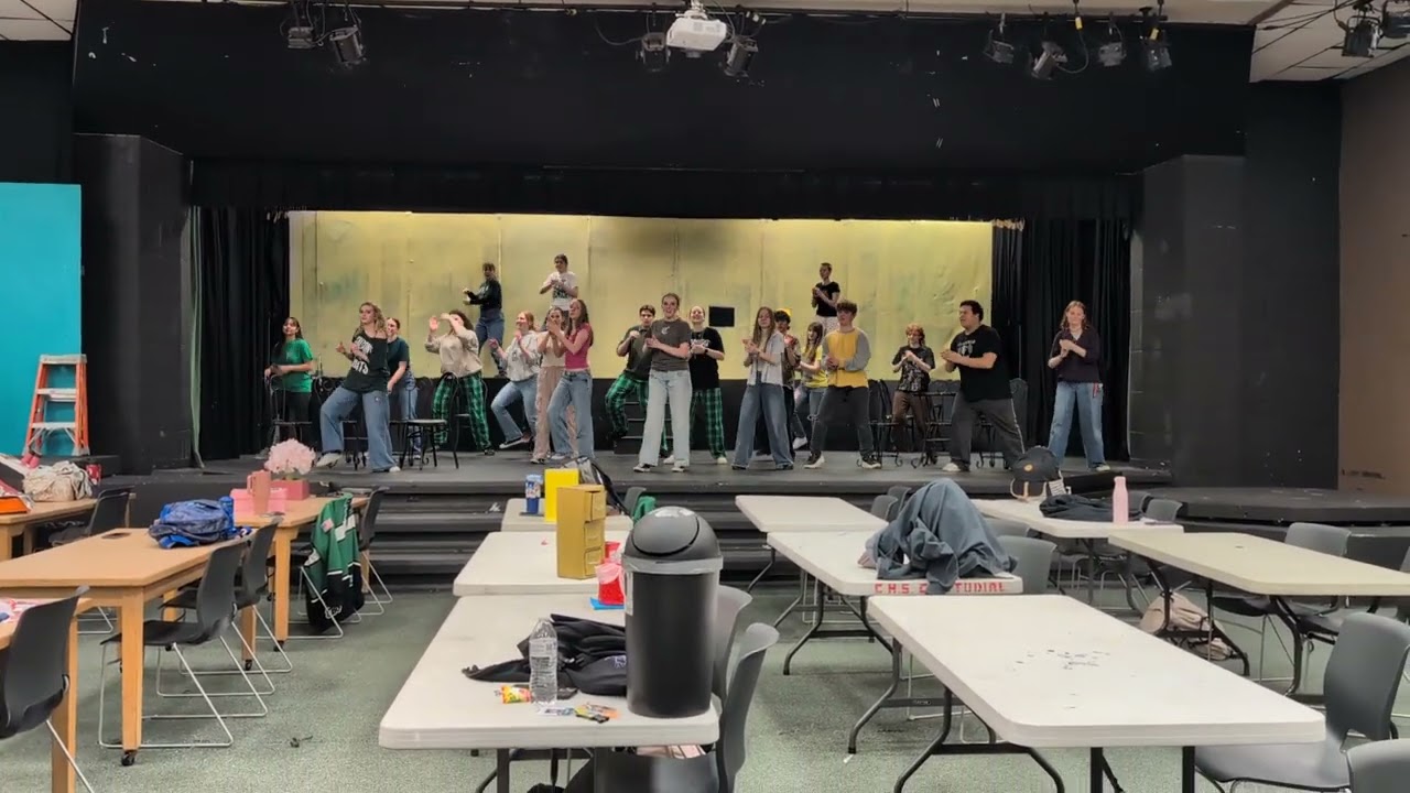 Livin It Up on Top Dance 