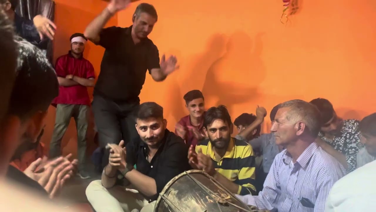 Best Pogali bansari at Karshon Pogal Keval Katoch marriage