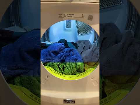 The Laundry Expert on Why You Shouldn't Overstuff Your Washer and Dryer #shorts