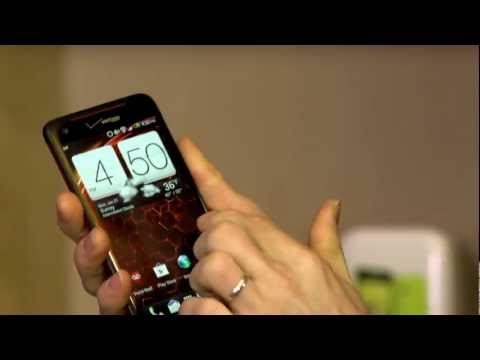 Video: Razlika Med HTC Droid DNA In Windows Phone 8X