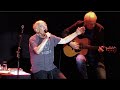 Capture de la vidéo Art Garfunkel, Bridge Over Troubled Water (Live), Napa, Ca, May 12, 2019 (4K)