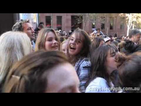 Bieber Fever - Sydney fans say hi, and Sunrise TV performance singing Baby