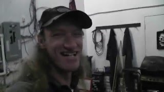 Ricks Fix-It-Yer-F#kin-Self Shop