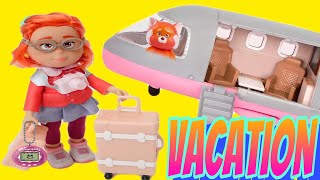 Disney Pixar Turning Red Mei doll packing for Vacation ✈️