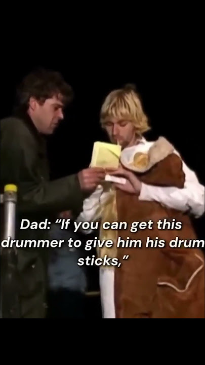 Dad asks his son for Kurt's autograph.#nirvana #kurtcobain#nirvana