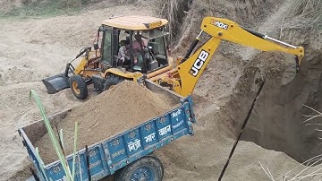 JCB 3DX Backhoe Loading Mud In Powertrac 439 DS । Powertrac euro 50 new model