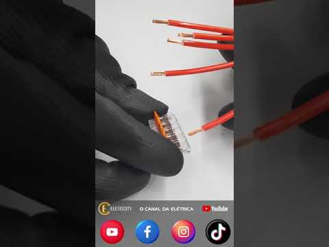 Vídeo: Como você conecta um plugue em série?
