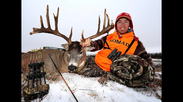 BOWHUNTING WIDE MAGAZINE COVER BUCK! | L2H S08E06 ...