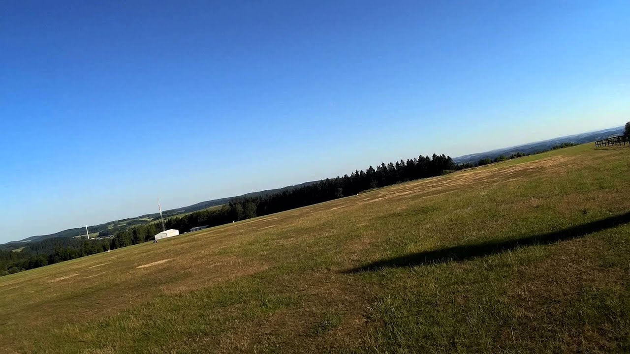 EFX Racer Erstflug am Flugplatz Duempel