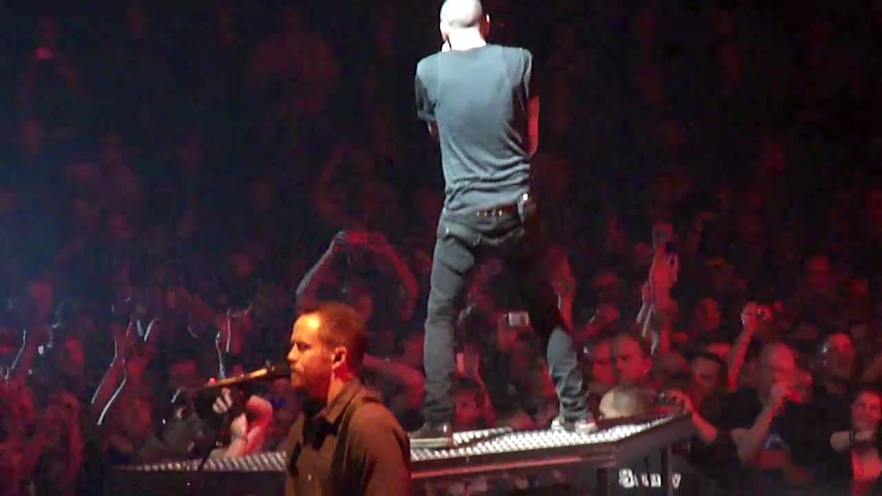 LINKIN PARK Live - The Catalyst - YouTube