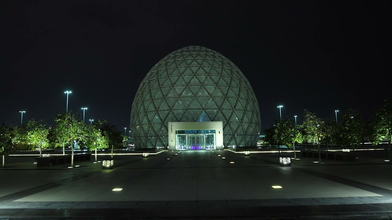 شارك مركز جامع الشيخ زايد الكبير في فعاليات "ساعة الأرض"