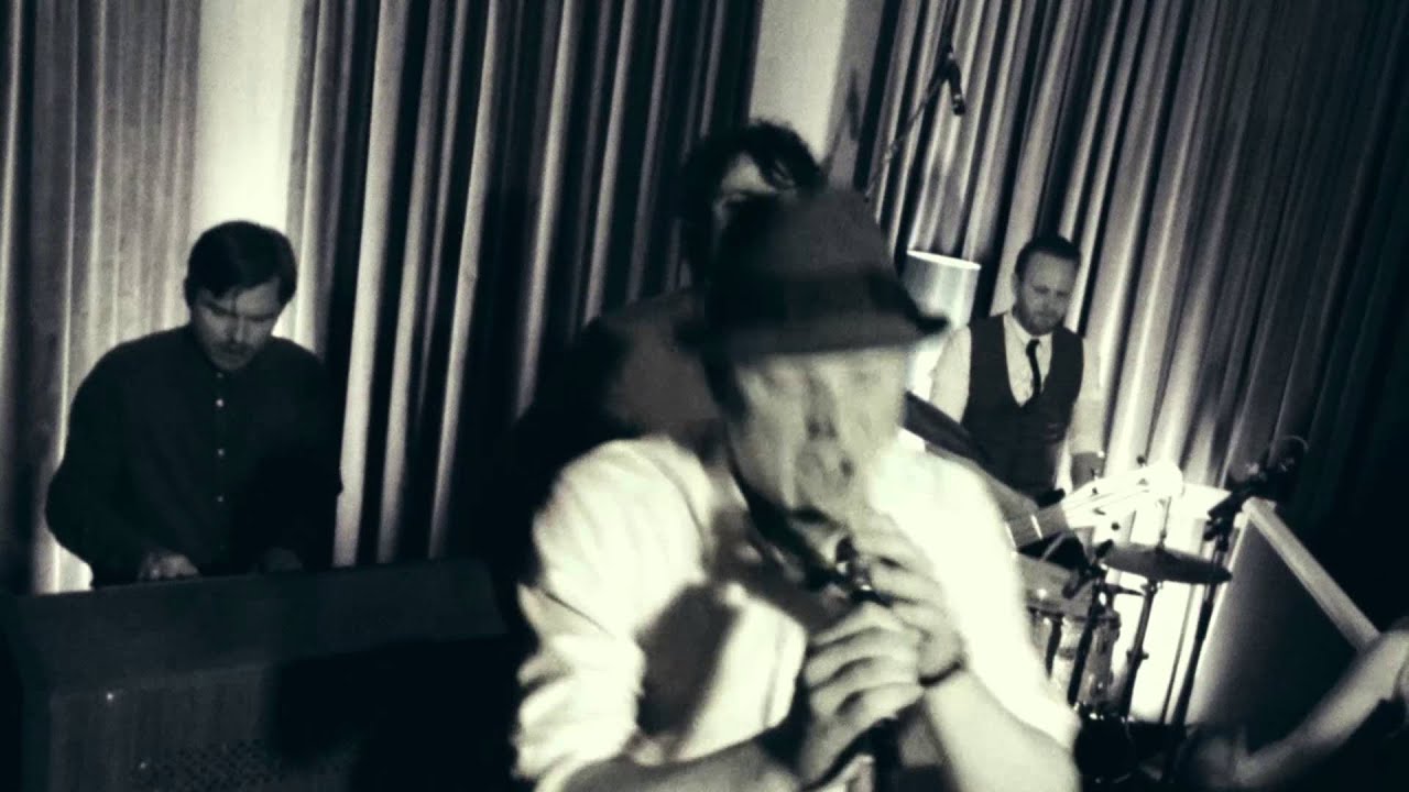 Reproduzir