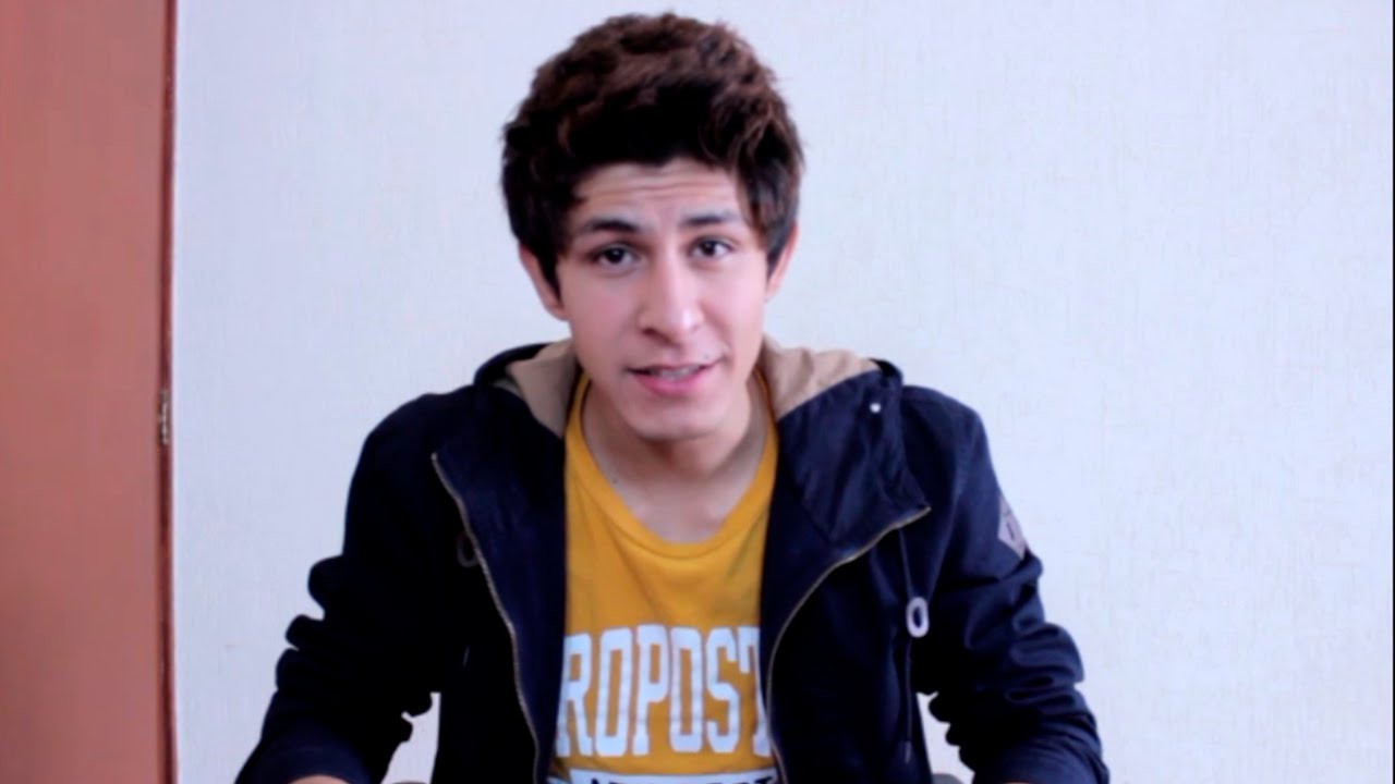 Persona Normal | Benito Taibo | Reseña - YouTube