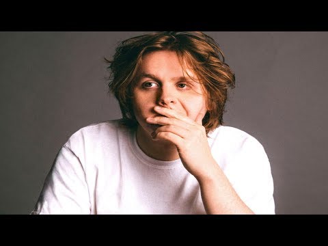 Lewis Capaldi - Someone You Loved (with lyrics)