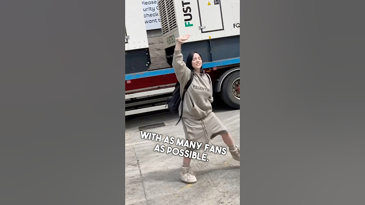 Billie Eilish surprise her fans before big concert! ❤️🤩