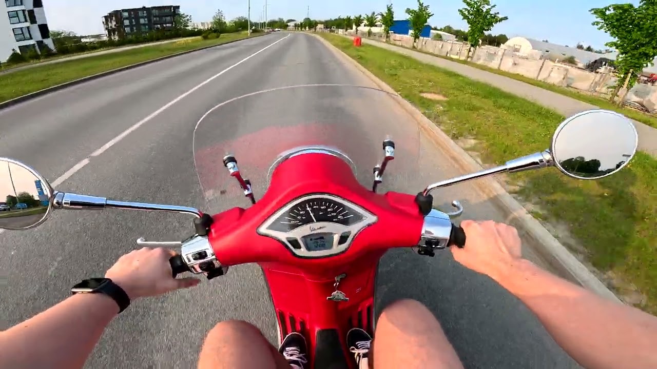 Piaggio Vespa Primavera 50cc 4-Stroke I-Get 2018 | 4K POV Test Drive