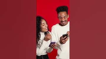 Is using AI on dating apps an ick? 🧐 #DatingApps #Hinge #Tinder #ValentinesDay #AI