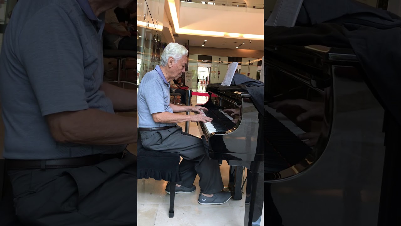 Can’t smile without you (Barry Manilow) cover Edi M bro of john