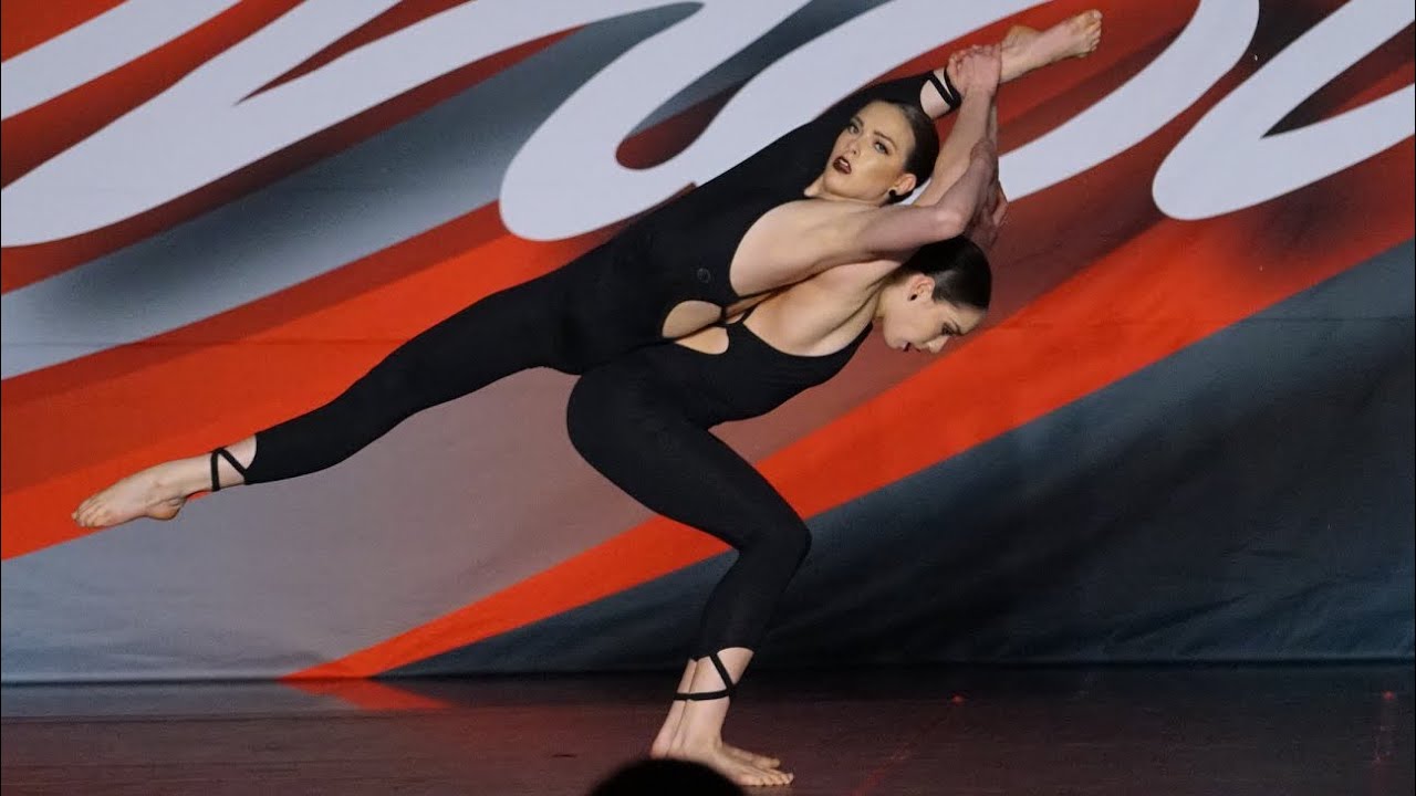 Ellie and Ava Wagner- Mirror