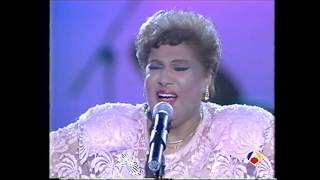 Olga Guillot (La Reina del Bolero) «Me muero, me muero» - «Contigo en la distancia»
