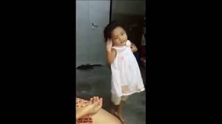 2 years old girl dance on gangnam style - psy