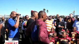 Famous Super Bowl XLIII hero LaMar Woodley speaks to the kids after the Snoop Bowl VII Net Worth