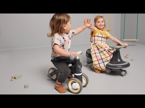 Беговел Skiddou Berit Keep pink 12+ мес (рожевий), видео 1