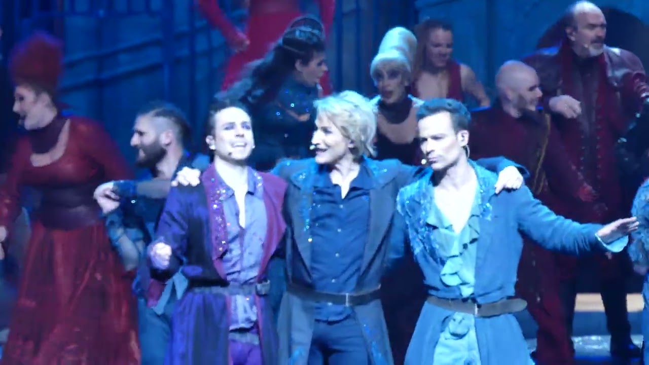 20230228 Kaohsiung Romeo et Juliette @衛武營國家歌劇院 curtain call- Les Rois Du Monde 世界之王