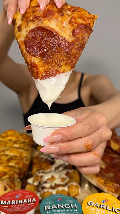 DOMINOS MUKBANG🍕#shorts #mukbang #pizza