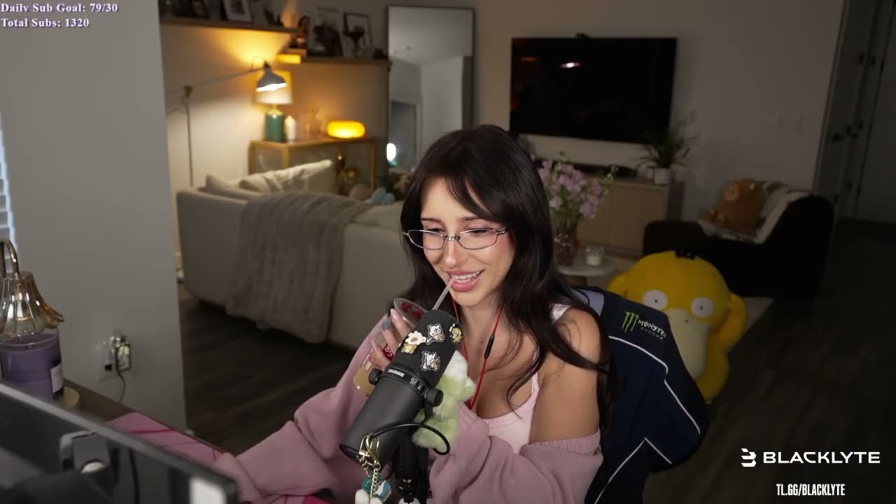 20260227 Acie lucky and the clowns yuck up hydra