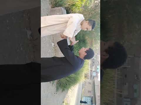 اسلام داعي الفقرمعا نص مليون جنيه وبيكدب على صحباته حسيني وعمرو 