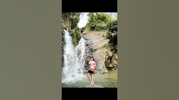 Các dáng tạo hình chụp ảnh với thác nước.