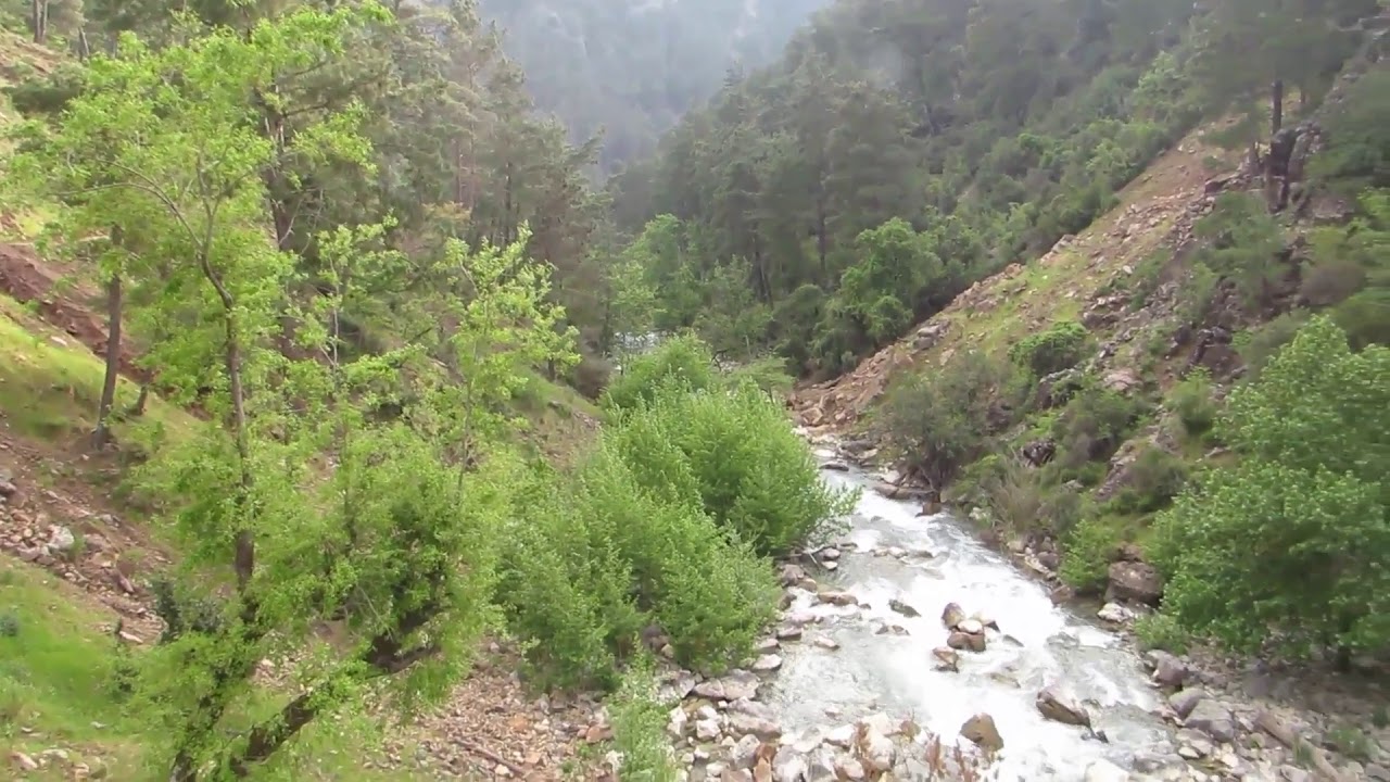 Bozyazı Karamanastır Şelalesi
