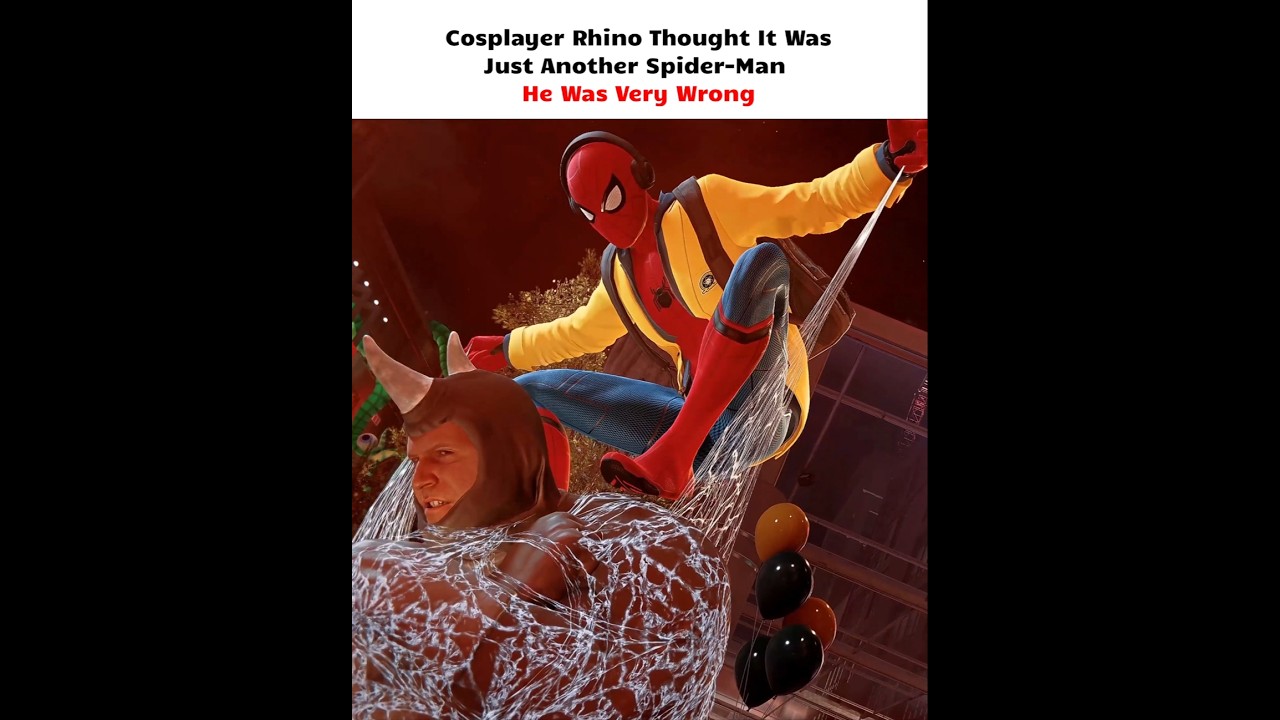 Cosplayer Meets Real Hero 💀