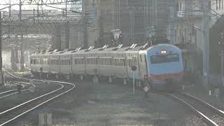 (4K) 122次 推拉式自強號E1000(E1022,  E1025)通過北新竹車站
