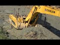 Amazing Excavator ZOOMLION working in mud stuck and recovery by KOBELCO Excavator