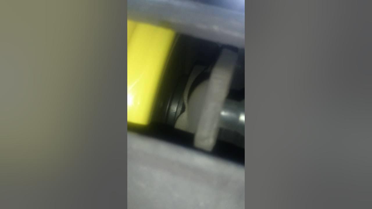 Clutch chatter sound from SRT4. YouTube