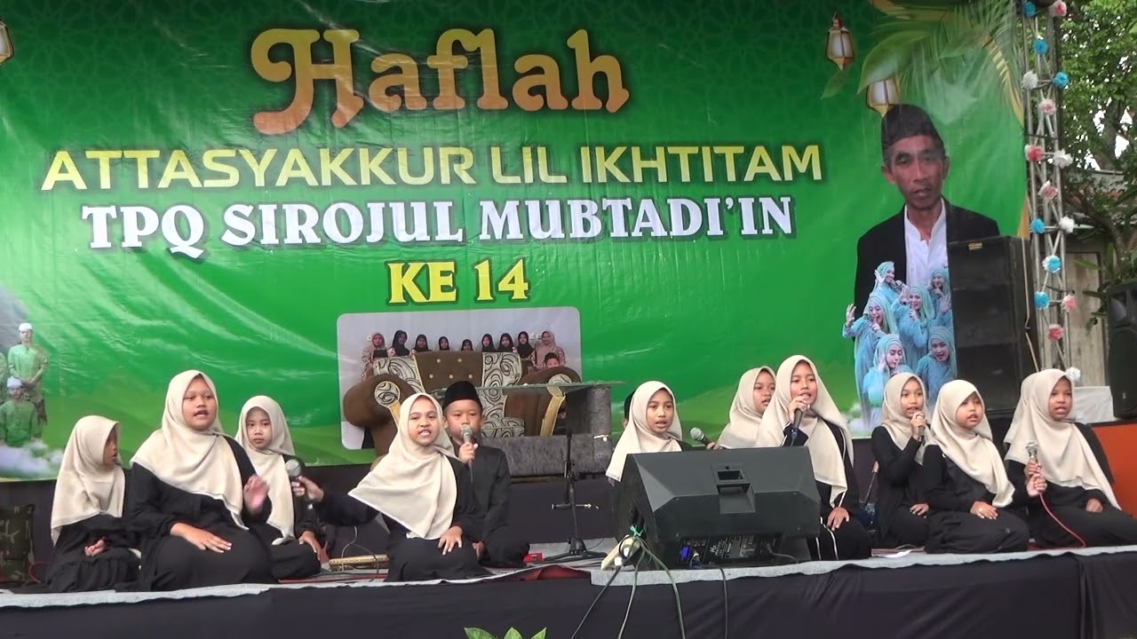 Hadroh Pengiring Pengajian Mumpuni Handayayekti di Guntur Dapet Saweran