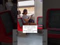 Vídeo de milhões, olha esse beijo que ela dá na palavra de Deus.😱😱#amor #jesus #viralvideo #shorts