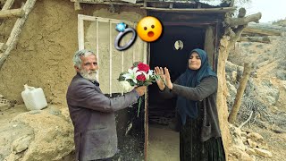 Hoe een dakloze weduwe en grootmoeder dakloos werd om aan een gedwongen huwelijk te ontsnappen.