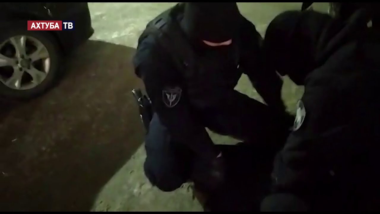 украина противостояние с омоном 2013-214г. работает омон. задержание омоном видео. задержание омоном видео. омон брянск.