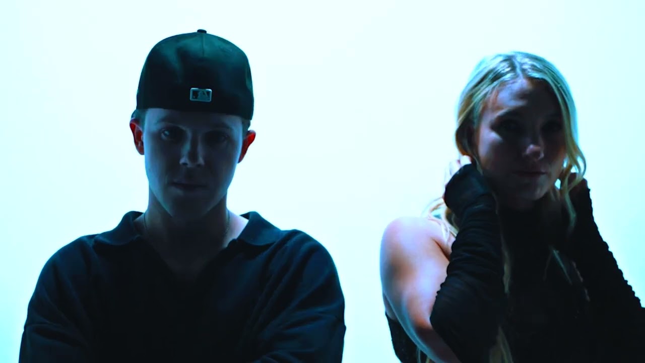 Guarda Benjo & Linney - Make Me Move (Visualizer) su YouTube Guarda Benjo & Linney - Make Me Move (Visualizer) su YouTube