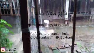 nikmatnya saat hujan😱