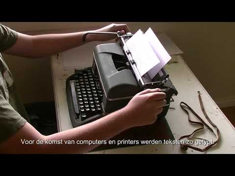 Video: Hoe Een Handmatige Typemachine Bij Te Tanken?