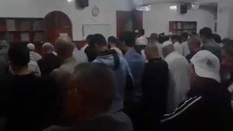 صلاة العشاء. بمسجد التوبة من أواخر سورة المؤمنون