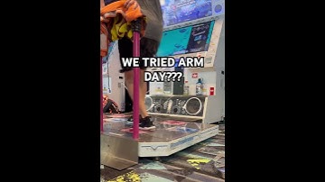 When DDR is all about the arms… #ddr #dancedancerevolution #exercise