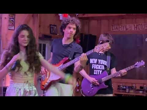 Platinum Moon - Lockdown NRG - Live At Daryl’s House