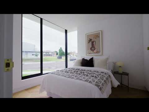 Video thumbnail: Real Estate Film 02
