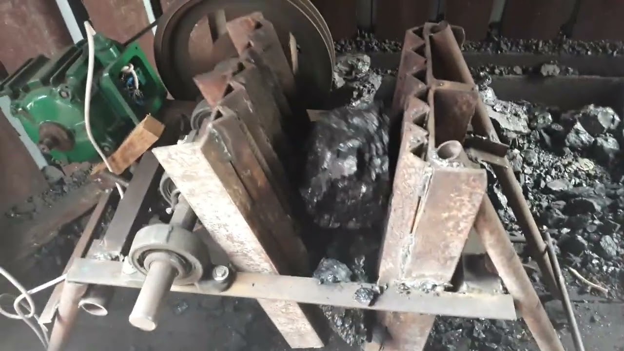 Угольная дробилка из подручных материалов+ сварка., без токарных работ.